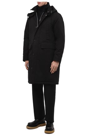 Мужская утепленная парка BOTTEGA VENETA черного цвета по цене 278500 руб., арт. 663291/V0FJ0 | Фото 2 Мужская утепленная парка BOTTEGA VENETA черного цвета, арт. 663291/V0FJ0 | Фото 2 (Материал внешний: Хлопок; Материал подклада: Хлопок; Рукава: Длинные; Длина (верхняя одежда): До колена; Кросс-КТ: Куртка; Мужское Кросс-КТ: пуховик-длинный; Стили: Минимализм)