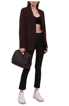 Женские джинсы KITON черного цвета по цене 54200 руб., арт. DJ52101/X0450A | Фото 2 Женские джинсы KITON черного цвета, арт. DJ52101/X0450A | Фото 2 (Материал внешний: Хлопок; Длина (брюки, джинсы): Стандартные; Кросс-КТ: Деним; Детали: Потертости; Силуэт Ж (брюки и джинсы): Расклешенные; Стили: Кэжуэл)