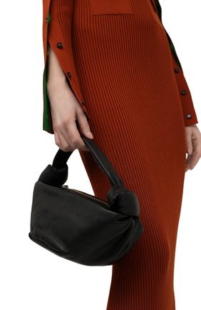 Женская сумка double knot mini BOTTEGA VENETA черного цвета по цене 104500 руб., арт. 629635/VCP41 | Фото 2 Женская сумка double knot mini BOTTEGA VENETA черного цвета, арт. 629635/VCP41 | Фото 2 (Материал: Натуральная кожа; Сумки-технические: Сумки top-handle; Размер: mini)