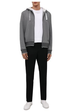 Мужской толстовка ERMENEGILDO ZEGNA серого цвета по цене 25750 руб., арт. N6MK01130 | Фото 2 Мужской толстовка ERMENEGILDO ZEGNA серого цвета, арт. N6MK01130 | Фото 2 (Материал внешний: Хлопок, Синтетический материал; Мужское Кросс-КТ: Толстовка-одежда; Стили: Спорт-шик; Длина (для топов): Стандартные; Рукава: Длинные)