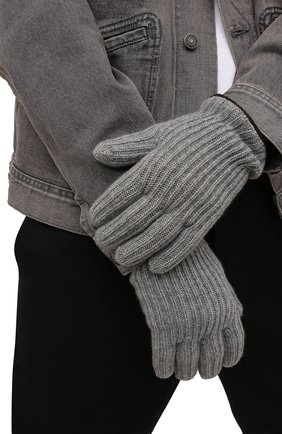 Мужские кашемировые перчатки LORO PIANA серого цвета, арт. FAI4645 | Фото 2 (Кросс-КТ: Трикотаж; Материал: Кашемир, Шерсть, Текстиль; Региональные ограничения белый список (Axapta Mercury): RU)