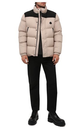 Мужская пуховая куртка timsit MONCLER бежевого цвета по цене 114300 руб., арт. G2-091-1A000-33-53333 | Фото 2 Мужская пуховая куртка timsit MONCLER бежевого цвета, арт. G2-091-1A000-33-53333 | Фото 2
