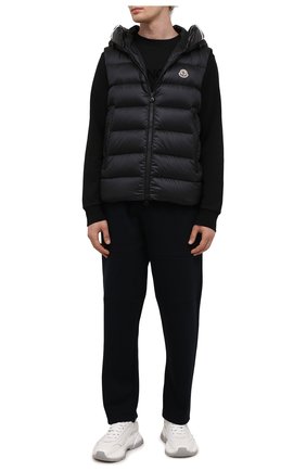 Мужской пуховый жилет montreuil MONCLER черного цвета по цене 87100 руб., арт. G2-091-1A000-18-53048 | Фото 2 Мужской пуховый жилет montreuil MONCLER черного цвета, арт. G2-091-1A000-18-53048 | Фото 2