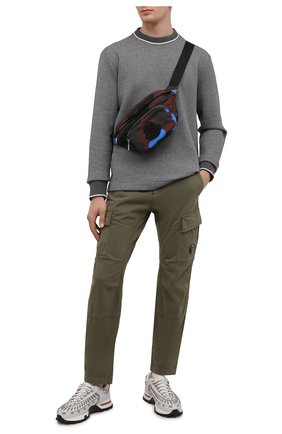 Мужская текстильная поясная сумка durance MONCLER разноцветного цвета по цене 53400 руб., арт. G2-09A-5M702-00-02T06 | Фото 2 Мужская текстильная поясная сумка durance MONCLER разноцветного цвета, арт. G2-09A-5M702-00-02T06 | Фото 2