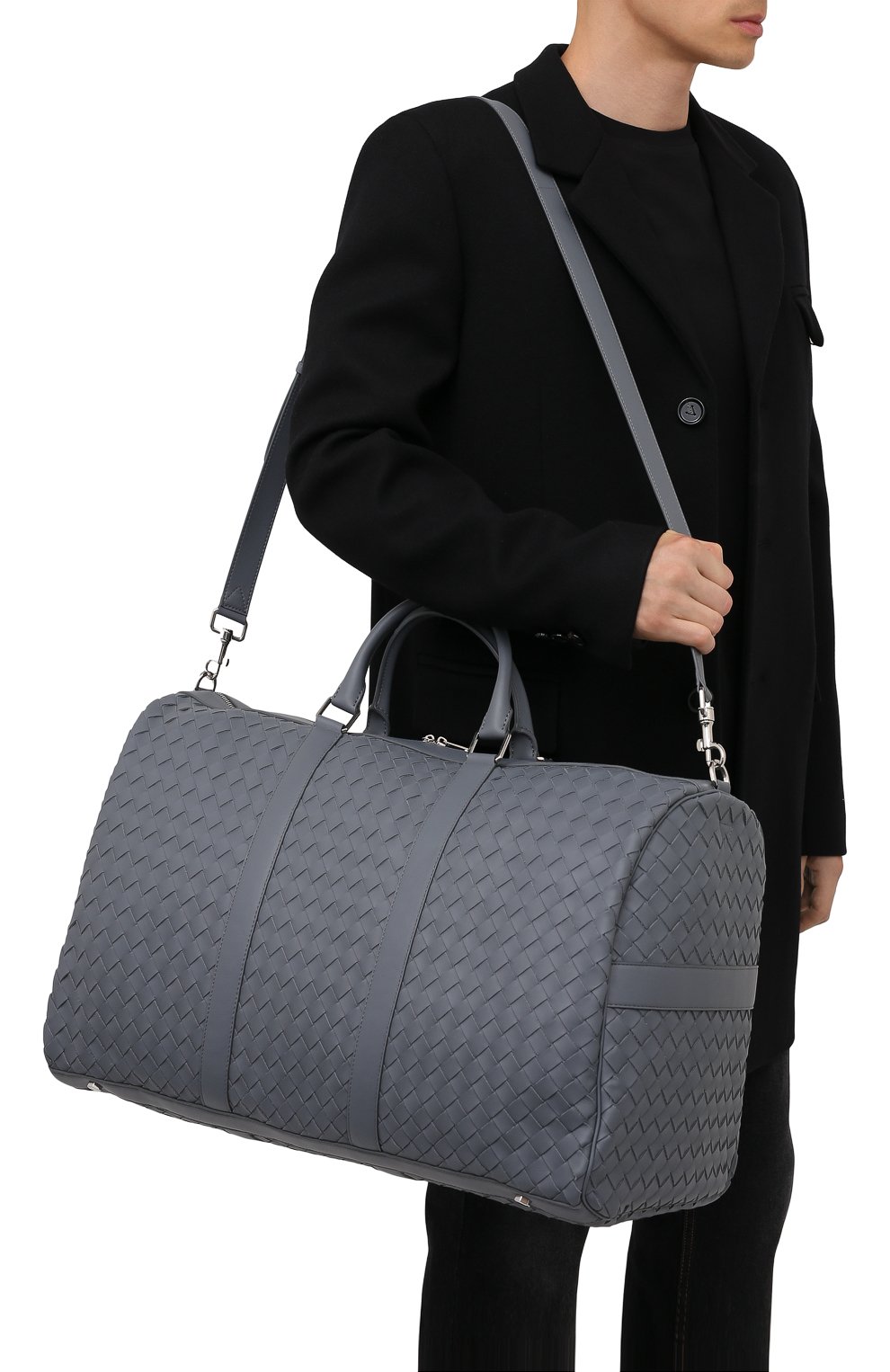 Мужская кожаная дорожная сумка BOTTEGA VENETA серого цвета по цене 485000 руб., арт. 650061/V0E51 | Фото 5 Мужская кожаная дорожная сумка BOTTEGA VENETA серого цвета, арт. 650061/V0E51 | Фото 5 (Материал: Натуральная кожа; Ремень/цепочка: На ремешке; Размер: large)