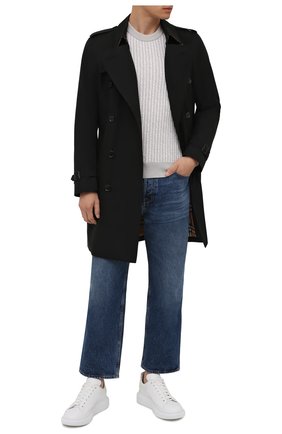 Мужской кашемировый свитер KITON светло-серого цвета по цене 229500 руб., арт. UK1301 | Фото 2 Мужской кашемировый свитер KITON светло-серого цвета, арт. UK1301 | Фото 2 (Материал внешний: Шерсть, Кашемир; Мужское Кросс-КТ: Свитер-одежда; Принт: Без принта; Стили: Кэжуэл; Длина (для топов): Стандартные; Рукава: Длинные; Региональные ограничения белый список (Axapta Mercury): RU)