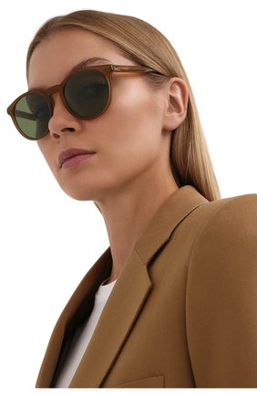 Женские солнцезащитные очки LORO PIANA светло-коричневого цвета по цене 44100 руб., арт. FAL0261 | Фото 2 Женские солнцезащитные очки LORO PIANA светло-коричневого цвета, арт. FAL0261 | Фото 2