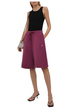 Женские хлопковые шорты ACNE STUDIOS розового цвета по цене 21800 руб., арт. CE0014/W | Фото 2 Женские хлопковые шорты ACNE STUDIOS розового цвета, арт. CE0014/W | Фото 2 (Материал внешний: Хлопок; Длина Ж (юбки, платья, шорты): Миди; Женское Кросс-КТ: Шорты-одежда; Стили: Спорт-шик; Кросс-КТ: Широкие)