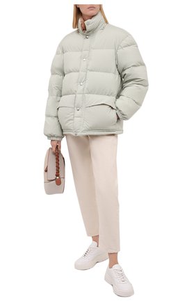 Женский пуховик JIL SANDER светло-зеленого цвета по цене 163500 руб., арт. JPPT440294-WT441300A | Фото 2 Женский пуховик JIL SANDER светло-зеленого цвета, арт. JPPT440294-WT441300A | Фото 2 (Рукава: Длинные; Длина (верхняя одежда): Короткие; Материал внешний: Синтетический материал; Материал утеплителя: Пух и перо; Материал подклада: Хлопок; Стили: Минимализм; Кросс-КТ: Пуховик)