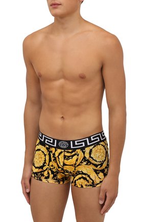 Мужские хлопковые боксеры VERSACE желтого цвета по цене 8220 руб., арт. 1000957/1A00515 | Фото 2 Мужские хлопковые боксеры VERSACE желтого цвета, арт. 1000957/1A00515 | Фото 2