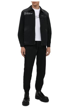 Мужская джинсовая куртка OFF-WHITE темно-серого цвета по цене 95200 руб., арт. 0MEA210G21FAB001 | Фото 2 Мужская джинсовая куртка OFF-WHITE темно-серого цвета, арт. 0MEA210G21FAB001 | Фото 2