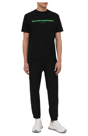 Мужская хлопковая футболка OFF-WHITE черного цвета по цене 28750 руб., арт. 0MAA027G21JER002 | Фото 2 Мужская хлопковая футболка OFF-WHITE черного цвета, арт. 0MAA027G21JER002 | Фото 2
