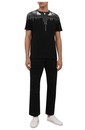 Мужские хлопковые брюки MARCELO BURLON черного цвета по цене 63600 руб., арт. CMCA174F21FAB001 | Фото 2 Мужские хлопковые брюки MARCELO BURLON черного цвета, арт. CMCA174F21FAB001 | Фото 2 (Длина (брюки, джинсы): Стандартные; Материал внешний: Хлопок; Случай: Повседневный; Стили: Кэжуэл)