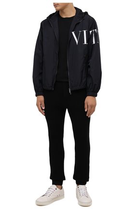Мужские кашемировые джоггеры POLO RALPH LAUREN черного цвета по цене 35150 руб., арт. 710810821 | Фото 2 Мужские кашемировые джоггеры POLO RALPH LAUREN черного цвета, арт. 710810821 | Фото 2 (Материал внешний: Кашемир, Шерсть; Длина (брюки, джинсы): Стандартные; Силуэт М (брюки): Джоггеры; Мужское Кросс-КТ: Брюки-трикотаж; Стили: Спорт-шик)