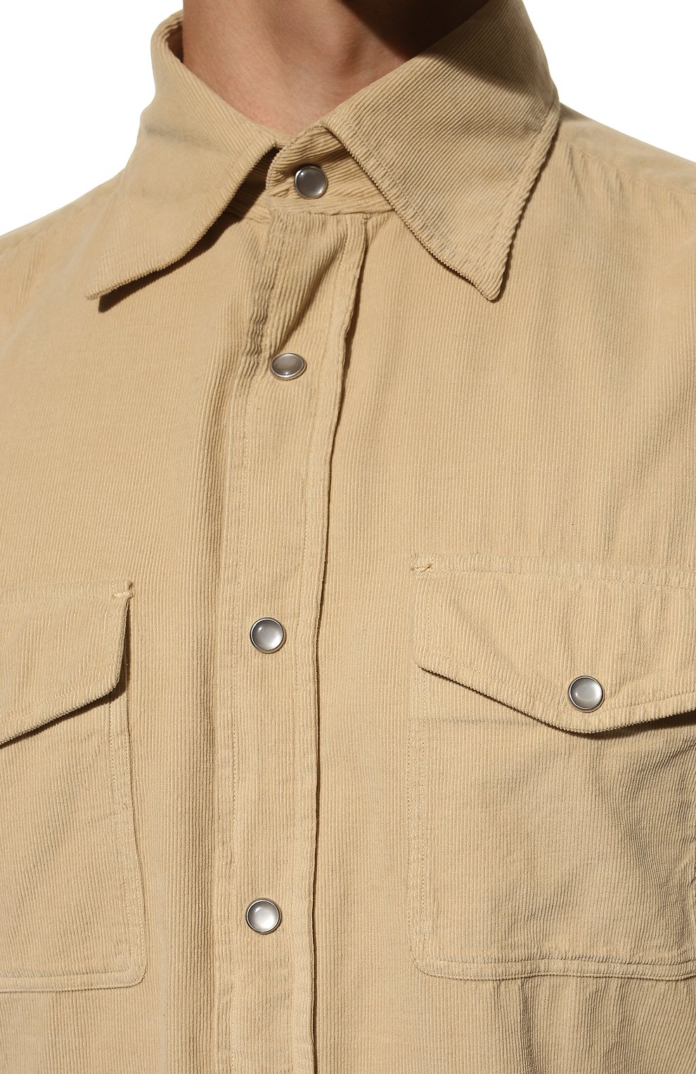 Мужская хлопковая рубашка TOM FORD бежевого цвета, арт. 2FT499/94UMMI | Фото 5 (Воротник: Кент; Рукава: Длинные; Манжеты: На кнопках; Случай: Повседневный; Длина (для топов): Стандартные; Рубашки М: Slim Fit; Материал внешний: Хлопок; Принт: Однотонные; Стили: Кэжуэл)