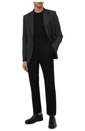 Мужской шерстяной пиджак TOM FORD серого цвета по цене 322500 руб., арт. 211R55/10SP40 | Фото 2 Мужской шерстяной пиджак TOM FORD серого цвета, арт. 211R55/10SP40 | Фото 2 (Материал подклада: Шелк, Купро; Материал внешний: Шерсть; Рукава: Длинные; Длина (для топов): Стандартные; Случай: Коктейльный; 1-2-бортные: Однобортные; Пиджаки М: Приталенный; Стили: Классический)