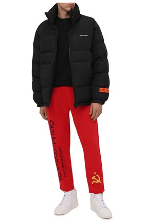 Мужские хлопковые брюки DIEGO VENTURINO красного цвета по цене 22300 руб., арт. FW21-DV PNTL TVWWERLM | Фото 2 Мужские хлопковые брюки DIEGO VENTURINO красного цвета, арт. FW21-DV PNTL TVWWERLM | Фото 2