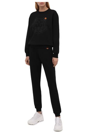 Женский хлопковый свитшот KENZO черного цвета по цене 22200 руб., арт. FB62SW8314M0 | Фото 2 Женский хлопковый свитшот KENZO черного цвета, арт. FB62SW8314M0 | Фото 2 (Длина (для топов): Стандартные; Рукава: Длинные; Материал внешний: Хлопок; Женское Кросс-КТ: Свитшот-одежда; Стили: Спорт-шик)