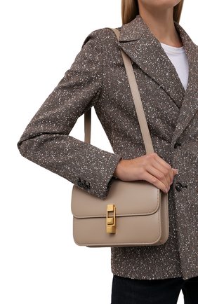 Женская сумка carre SAINT LAURENT бежевого цвета по цене 199500 руб., арт. 633214/1YF0W | Фото 2 Женская сумка carre SAINT LAURENT бежевого цвета, арт. 633214/1YF0W | Фото 2 (Материал: Натуральная кожа; Сумки-технические: Сумки через плечо; Размер: small)