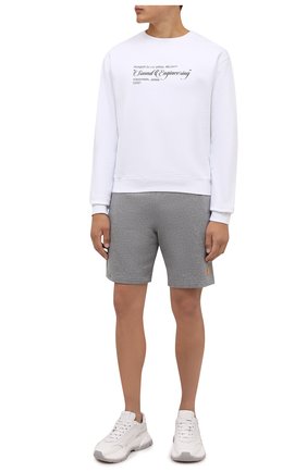 Мужские хлопковые шорты KENZO серого цвета по цене 17300 руб., арт. FB55PA7274ML | Фото 2 Мужские хлопковые шорты KENZO серого цвета, арт. FB55PA7274ML | Фото 2 (Материал внешний: Хлопок; Кросс-КТ: Трикотаж; Стили: Спорт-шик; Принт: Без принта; Длина Шорты М: До колена)