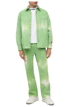 Мужские джинсы HERON PRESTON светло-зеленого цвета по цене 53950 руб., арт. HMCG007F21FAB0015500 | Фото 2 Мужские джинсы HERON PRESTON светло-зеленого цвета, арт. HMCG007F21FAB0015500 | Фото 2 (Длина (брюки, джинсы): Стандартные; Материал внешний: Хлопок, Деним; Кросс-КТ: Деним; Силуэт М (брюки): Широкие; Стили: Гранж)