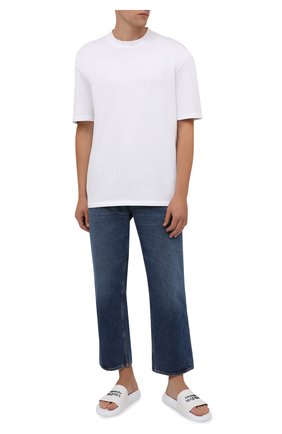 Мужские резиновые шлепанцы ALEXANDER MCQUEEN белого цвета по цене 24500 руб., арт. 663564/W4RF0 | Фото 2 Мужские резиновые шлепанцы ALEXANDER MCQUEEN белого цвета, арт. 663564/W4RF0 | Фото 2 (Материал внешний: Резина)