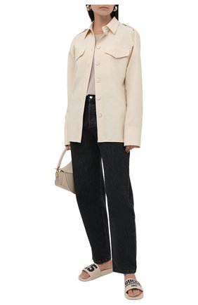 Женские кожаные шлепанцы GUCCI кремвого цвета по цене 33900 руб., арт. 663341/DIR00 | Фото 2 Женские кожаные шлепанцы GUCCI кремвого цвета, арт. 663341/DIR00 | Фото 2 (Материал внутренний: Текстиль; Подошва: Платформа)