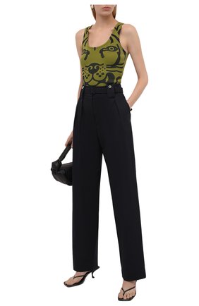 Женский хлопковая майка KENZO хаки цвета по цене 9950 руб., арт. FB62TS6654JM | Фото 2 Женский хлопковая майка KENZO хаки цвета, арт. FB62TS6654JM | Фото 2 (Материал внешний: Хлопок; Женское Кросс-КТ: Майка-одежда; Длина (для топов): Стандартные; Стили: Спорт-шик)