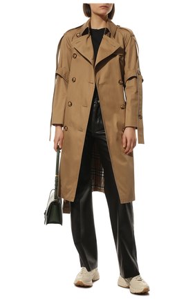 Женские кроссовки rhyton GUCCI белого цвета по цене 76300 руб., арт. 663340/2SH00 | Фото 2 Женские кроссовки rhyton GUCCI белого цвета, арт. 663340/2SH00 | Фото 2 (Материал внешний: Экокожа, Текстиль; Материал внутренний: Текстиль; Подошва: Платформа)