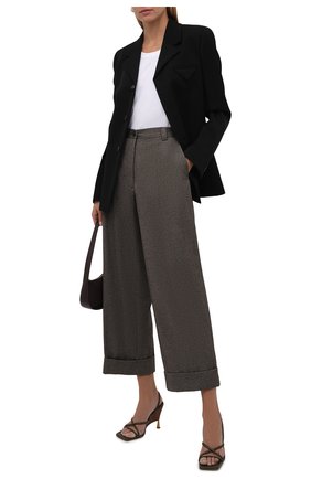 Женские брюки DRIES VAN NOTEN бежевого цвета по цене 46950 руб., арт. 212-010903-3042 | Фото 2 Женские брюки DRIES VAN NOTEN бежевого цвета, арт. 212-010903-3042 | Фото 2 (Материал внешний: Шерсть, Синтетический материал; Длина (брюки, джинсы): Стандартные; Женское Кросс-КТ: Брюки-одежда; Силуэт Ж (брюки и джинсы): Прямые; Стили: Кэжуэл)