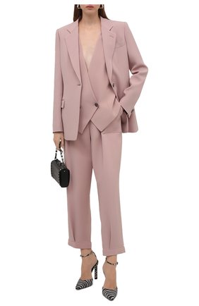 Женские брюки из вискозы GIORGIO ARMANI светло-розового цвета по цене 98950 руб., арт. 1WHPP0JT/T02MM | Фото 2 Женские брюки из вискозы GIORGIO ARMANI светло-розового цвета, арт. 1WHPP0JT/T02MM | Фото 2 (Длина (брюки, джинсы): Стандартные; Материал внешний: Вискоза; Женское Кросс-КТ: Брюки-одежда; Силуэт Ж (брюки и джинсы): Прямые; Стили: Романтичный)