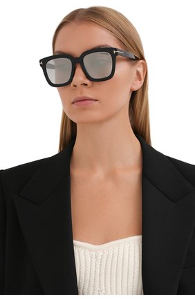 Женские солнцезащитные очки TOM FORD черного цвета по цене 28850 руб., арт. TF690 | Фото 2 Женские солнцезащитные очки TOM FORD черного цвета, арт. TF690 | Фото 2