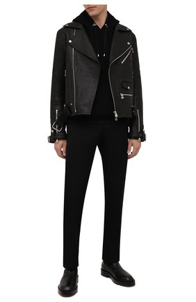 Мужской худи BALMAIN черного цвета по цене 97800 руб., арт. WH1JT047/J296 | Фото 2 Мужской худи BALMAIN черного цвета, арт. WH1JT047/J296 | Фото 2 (Рукава: Длинные; Материал внешний: Вискоза, Синтетический материал; Длина (для топов): Удлиненные; Мужское Кросс-КТ: Худи-одежда; Принт: Без принта; Стили: Спорт-шик)