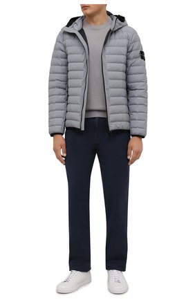 Мужская пуховая куртка STONE ISLAND светло-серого цвета по цене 56050 руб., арт. 751542725 | Фото 2 Мужская пуховая куртка STONE ISLAND светло-серого цвета, арт. 751542725 | Фото 2