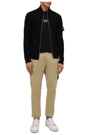 Мужской шерстяной кардиган STONE ISLAND черного цвета по цене 36300 руб., арт. 7515523C2 | Фото 2 Мужской шерстяной кардиган STONE ISLAND черного цвета, арт. 7515523C2 | Фото 2