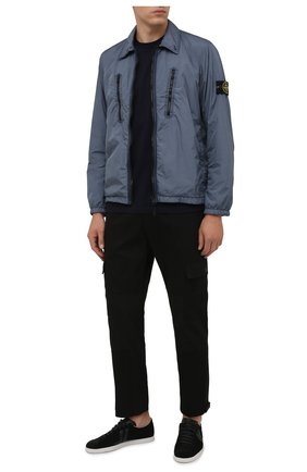 Мужская куртка STONE ISLAND серого цвета по цене 38500 руб., арт. 751510523 | Фото 2 Мужская куртка STONE ISLAND серого цвета, арт. 751510523 | Фото 2 (Материал подклада: Синтетический материал; Материал внешний: Синтетический материал; Кросс-КТ: Куртка, Ветровка; Длина (верхняя одежда): Короткие; Стили: Кэжуэл; Рукава: Длинные)