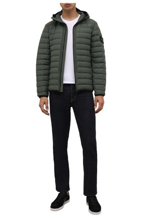 Мужская пуховая куртка STONE ISLAND хаки цвета по цене 56050 руб., арт. 751542725 | Фото 2 Мужская пуховая куртка STONE ISLAND хаки цвета, арт. 751542725 | Фото 2 (Материал внешний: Синтетический материал, Хлопок; Материал подклада: Синтетический материал; Материал утеплителя: Пух и перо; Кросс-КТ: Куртка; Мужское Кросс-КТ: пуховик-короткий; Длина (верхняя одежда): Короткие; Стили: Кэжуэл; Рукава: Длинные)
