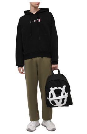 Мужской текстильный рюкзак VETEMENTS черного цвета по цене 103500 руб., арт. UA52BA640W 1302/M | Фото 2 Мужской текстильный рюкзак VETEMENTS черного цвета, арт. UA52BA640W 1302/M | Фото 2 (Ремень/цепочка: На ремешке; Материал: Текстиль)