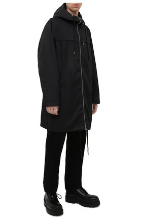 Мужской плащ OFF-WHITE черного цвета по цене 82400 руб., арт. 0MER038F21FAB001 | Фото 2 Мужской плащ OFF-WHITE черного цвета, арт. 0MER038F21FAB001 | Фото 2