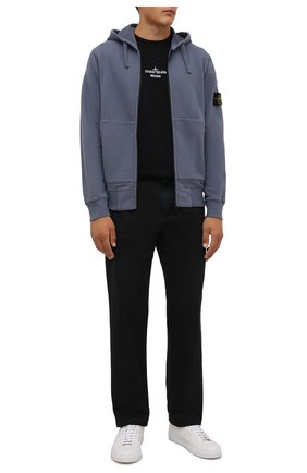 Мужской хлопковая толстовка STONE ISLAND синего цвета по цене 25350 руб., арт. 751564220 | Фото 2 Мужской хлопковая толстовка STONE ISLAND синего цвета, арт. 751564220 | Фото 2 (Материал внешний: Хлопок; Мужское Кросс-КТ: Толстовка-одежда; Стили: Спорт-шик; Рукава: Длинные; Длина (для топов): Стандартные)
