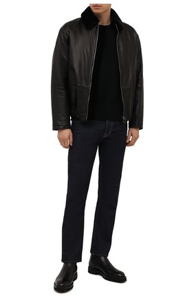 Мужской кожаный бомбер с меховой отделкой GIORGIO ARMANI черного цвета по цене 472500 руб., арт. BSR15P/BSP22 | Фото 2 Мужской кожаный бомбер с меховой отделкой GIORGIO ARMANI черного цвета, арт. BSR15P/BSP22 | Фото 2 (Длина (верхняя одежда): Короткие; Материал подклада: Синтетический материал; Рукава: Длинные; Кросс-КТ: Куртка; Мужское Кросс-КТ: Кожа и замша; Принт: Без принта; Стили: Кэжуэл; Материал внешний: Натуральная кожа)