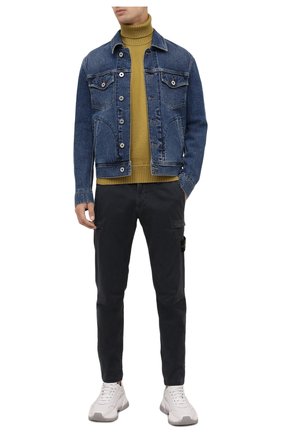 Мужские хлопковые брюки-карго STONE ISLAND темно-серого цвета по цене 26800 руб., арт. 7515321L1 | Фото 2 Мужские хлопковые брюки-карго STONE ISLAND темно-серого цвета, арт. 7515321L1 | Фото 2
