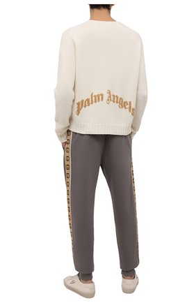 Мужской шерстяной свитер PALM ANGELS кремвого цвета по цене 28250 руб., арт. PMHE027F21KNI0010361 | Фото 2 Мужской шерстяной свитер PALM ANGELS кремвого цвета, арт. PMHE027F21KNI0010361 | Фото 2 (Длина (для топов): Стандартные; Материал внешний: Шерсть; Рукава: Длинные; Мужское Кросс-КТ: Свитер-одежда; Принт: С принтом; Стили: Кэжуэл)