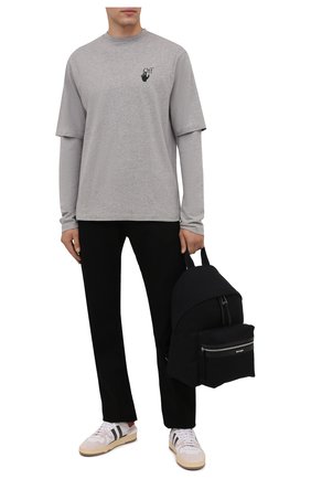 Мужская хлопковый лонгслив OFF-WHITE серого цвета по цене 28250 руб., арт. 0MAB066F21JER004 | Фото 2 Мужская хлопковый лонгслив OFF-WHITE серого цвета, арт. 0MAB066F21JER004 | Фото 2 (Материал внешний: Хлопок; Принт: С принтом; Рукава: Длинные; Длина (для топов): Стандартные)