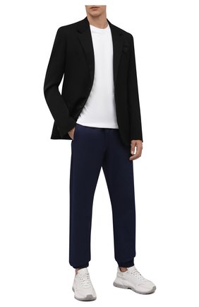Мужская хлопковая футболка OFF-WHITE белого цвета по цене 27200 руб., арт. 0MAA027F21JER011 | Фото 2 Мужская хлопковая футболка OFF-WHITE белого цвета, арт. 0MAA027F21JER011 | Фото 2