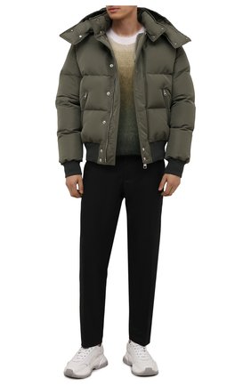 Мужской утепленный бомбер ALEXANDER MCQUEEN хаки цвета по цене 161500 руб., арт. 667485/QRR67 | Фото 2 Мужской утепленный бомбер ALEXANDER MCQUEEN хаки цвета, арт. 667485/QRR67 | Фото 2