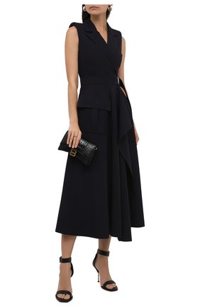 Женское платье из шерсти и хлопка ALEXANDER MCQUEEN темно-синего цвета по цене 209000 руб., арт. 666319/QJACF | Фото 2 Женское платье из шерсти и хлопка ALEXANDER MCQUEEN темно-синего цвета, арт. 666319/QJACF | Фото 2 (Материал внешний: Шерсть; Длина Ж (юбки, платья, шорты): Миди; Материал подклада: Синтетический материал; Женское Кросс-КТ: Платье-одежда; Случай: Повседневный; Стили: Романтичный)