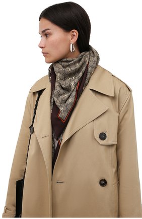 Женская шаль GUCCI коричневого цвета по цене 41600 руб., арт. 662577/3GA40 | Фото 2 Женская шаль GUCCI коричневого цвета, арт. 662577/3GA40 | Фото 2 (Материал: Текстиль)