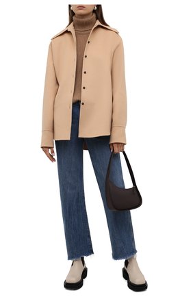 Женский кашемировый свитер VALENTINO бежевого цвета по цене 115500 руб., арт. WB3KCC276MF | Фото 2 Женский кашемировый свитер VALENTINO бежевого цвета, арт. WB3KCC276MF | Фото 2 (Материал внешний: Кашемир, Шерсть; Женское Кросс-КТ: Свитер-одежда; Рукава: Длинные; Длина (для топов): Стандартные; Стили: Кэжуэл)