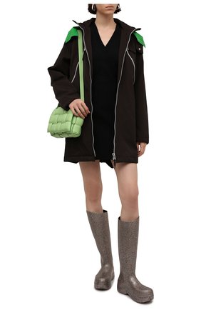 Женские сапоги bv puddle BOTTEGA VENETA разноцветного цвета по цене 55950 руб., арт. 667222/V10Q0 | Фото 2 Женские сапоги bv puddle BOTTEGA VENETA разноцветного цвета, арт. 667222/V10Q0 | Фото 2 (Материал внутренний: Текстиль, Натуральная кожа; Материал внешний: Экокожа; Высота голенища: Средние; Каблук тип: Устойчивый; Каблук высота: Низкий, Средний; Подошва: Платформа)